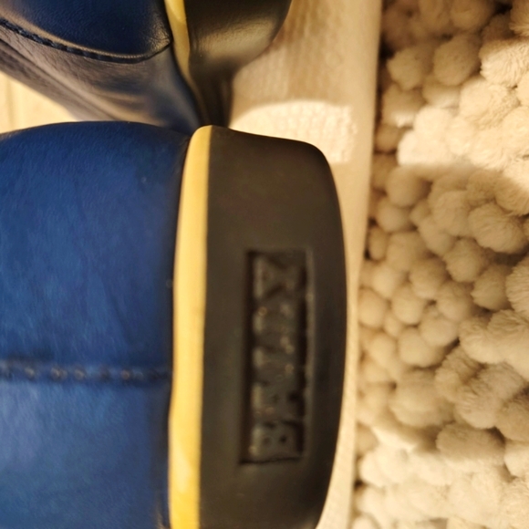 Bally Positano Leather &  Suede Loafers. Mens Size 9.5. Closing Out - Picture 3 of 11